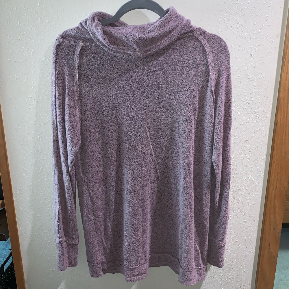 pullover sweater - Picture 2 of 2
